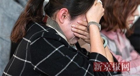 12岁女童天台坠亡 家属起诉开发商索赔130万余元