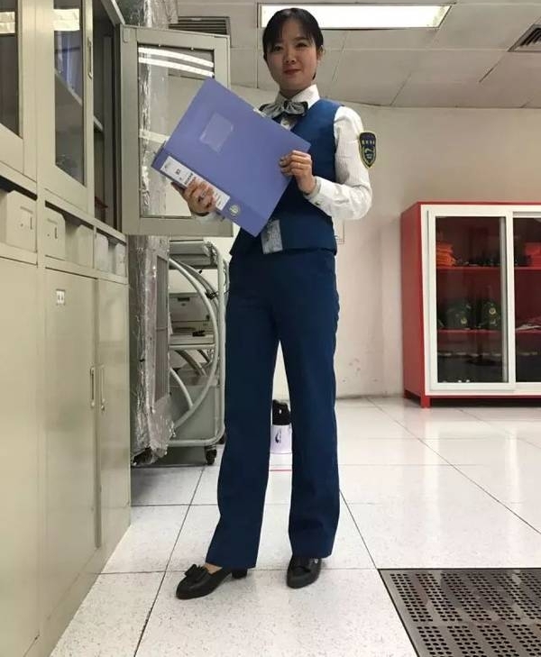 ��һ����������7���߳ﱸ·�ϵġ����ȡ�С��硢С����ǡ���