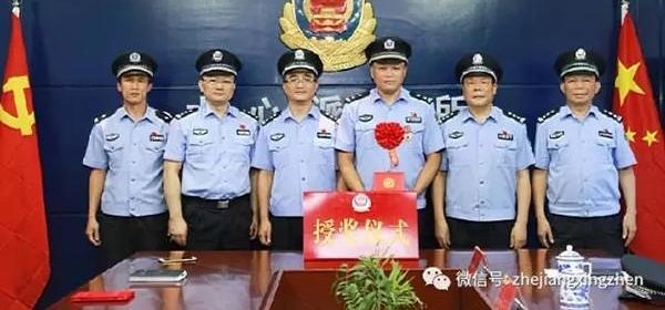 逃犯持刀拒捕刺伤三名辅警 民警果断开枪制服