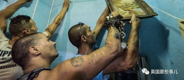 �������еĵ��£�һ��������С����ˮ�����������ס��������������������