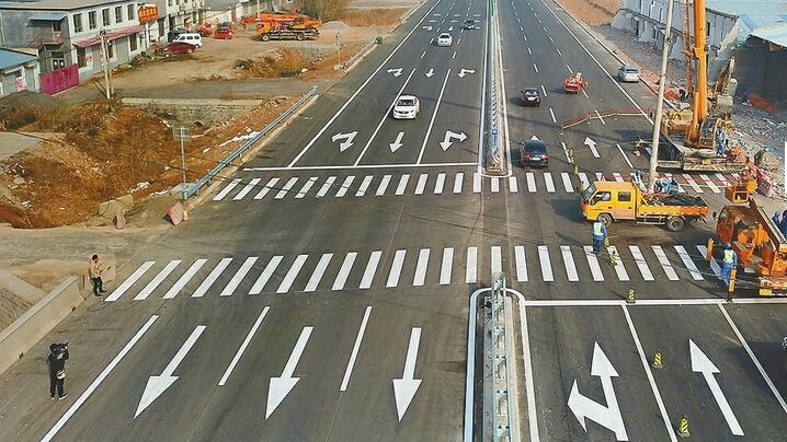 ���ϱ����š����¿����ϰ�Сʱ������ ���ǰ��Щ·��ͨ��