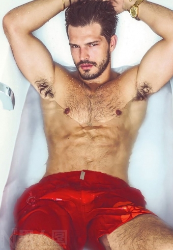 Mens Weeklyʿܿ ʿӾ
