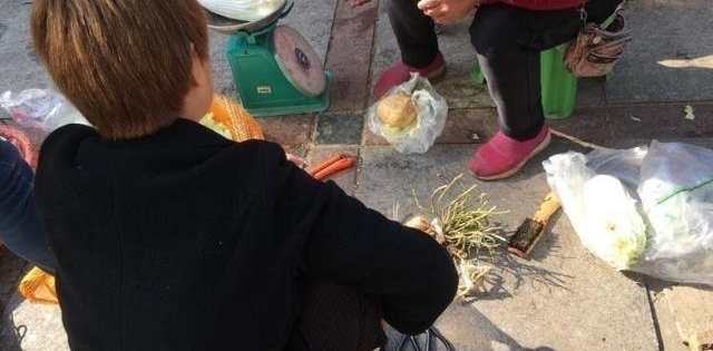 ��ʮ������������ײˣ�����Ů�˿Ͱ������޲�