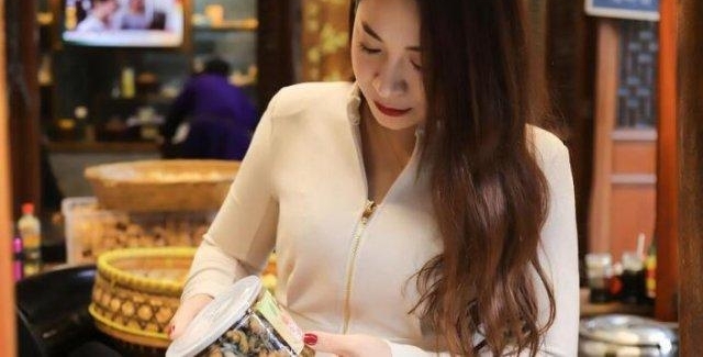 ��Ů��ְ�ش����黨 ������ 200 ��