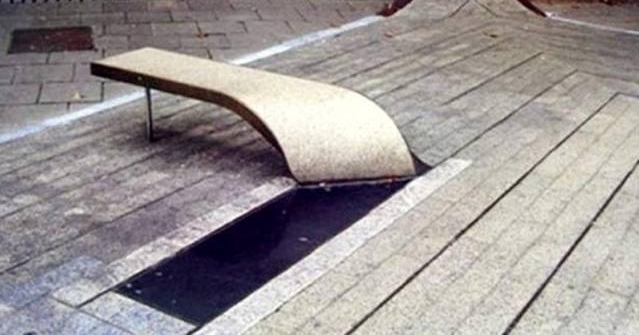�������������ӣ���һ��Ůʿ���߲����������һ���������ʺ���