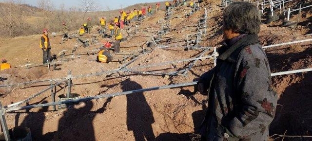 自家的地“被承包” 百余万用地款不知去向