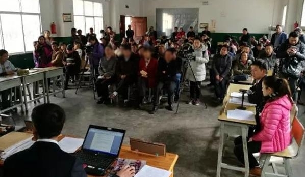 �����ޱȶ���� ����16��Ůѧ�����������ѧ �ҳ��ɱ���