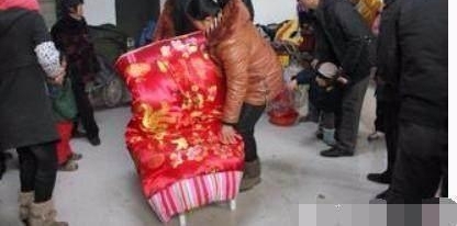 ��ϲ֮�ո�ĸֻ׼����һ�����ӣ��������Ĵ������