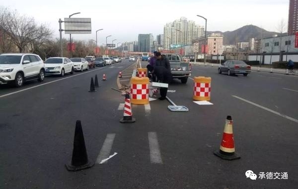 ̫���ˣ������ʯ����ͷ�����෭ǰ����ת270�ȡ���