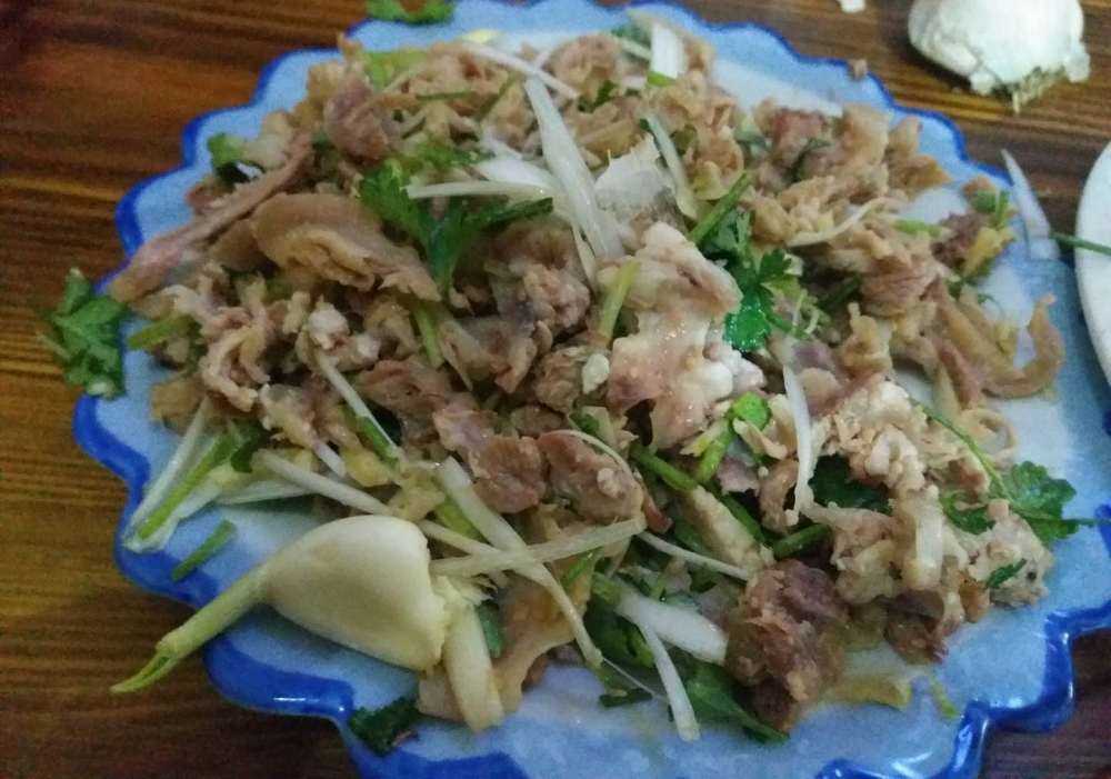 豫北滑县冬夜和两位新闻摄影大咖,羊汤店喝酒聊天,好吃实惠不贵
