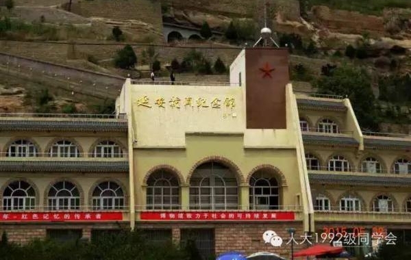 ���˺���Щ��Ĺ��£�������˶���ͬ