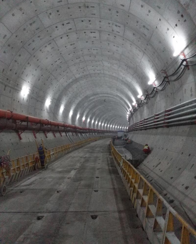 北横通道(中江路-中山公园)隧道段顺利贯通,建成后将满足双向6车道通行需求
