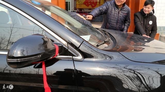 为什么农村年味越来越淡了?原来都是农民攀比惹的祸!