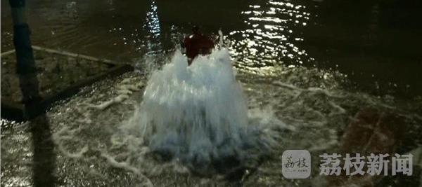 ������ײ������˨������ �ٽ����м������ȫ����