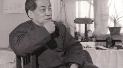 ����ʷ������������굮����׷˼����������Ӱ�Ĳ�����