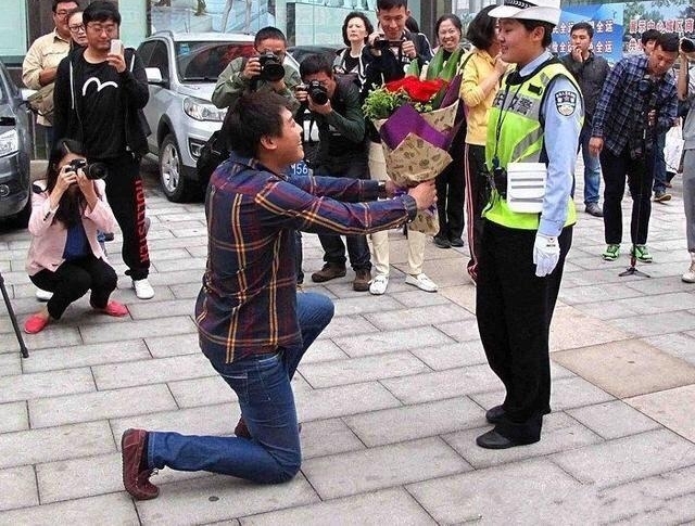 ���Ӵ������Ů������飬Ů�ӵ����ж����ᣡ