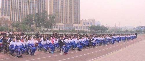 有期徒刑13年,处罚5万元……今天这起涉毒案件在双流这个学校审判了!