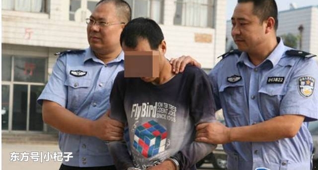 ����Ͷ�ޣ�һ�ͳ�����֤���ϰ�͵͵���������쿴��ҲЦ�ˣ�