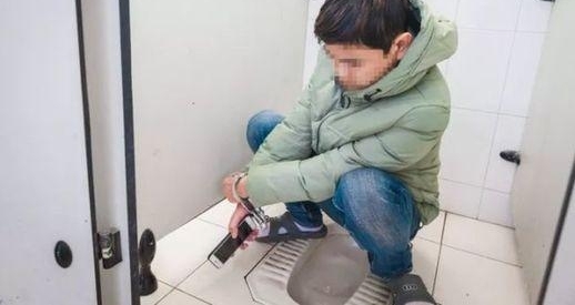 ��Уץס͵����ħ����������Ů����˽��λ��Ƭ