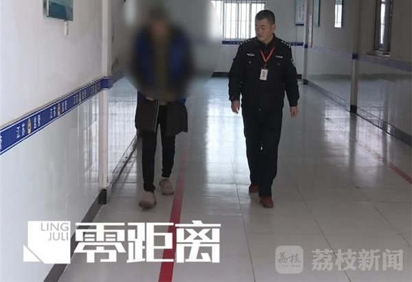 偷救生锤去作案 半夜砸车十多辆