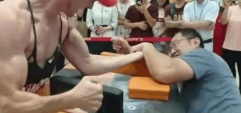 �۾��������˰���������ֳ������ѣ����˲�¶�ֱ࣬�ӡ���ɱ��