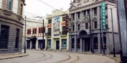 ���ҡ������� ����Զ�� Ԫ������������С���ɫ��
