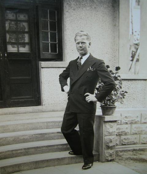 �ظ�||�Ͼ�1937�����Ե����������ԵĹ�â