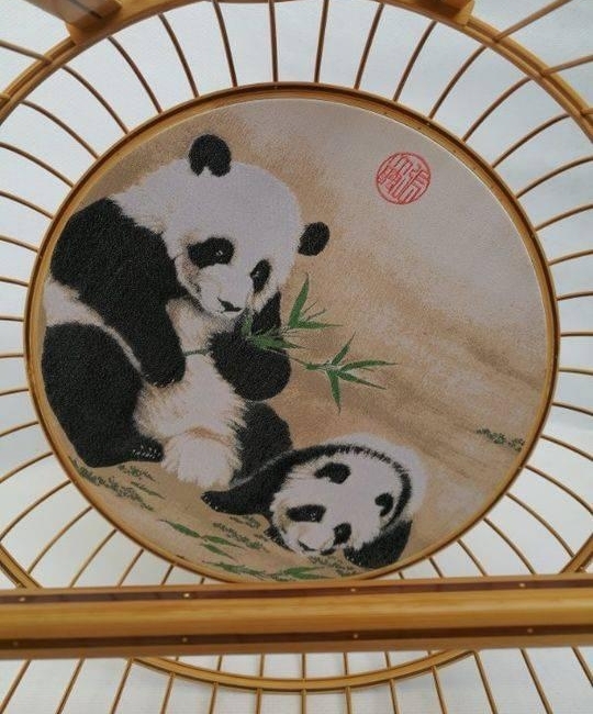 匠心独运!成都现200万天价鸟笼 0.1毫米金丝肉眼难见