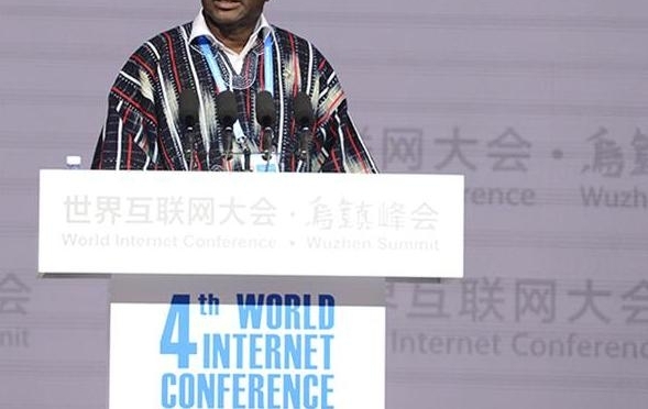 非洲联盟副主席:期待非洲人民通过互联网能够消除文盲