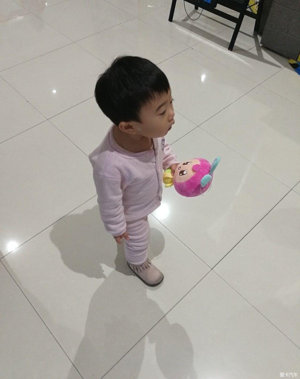 �������� ���ж������е���ĩ�������