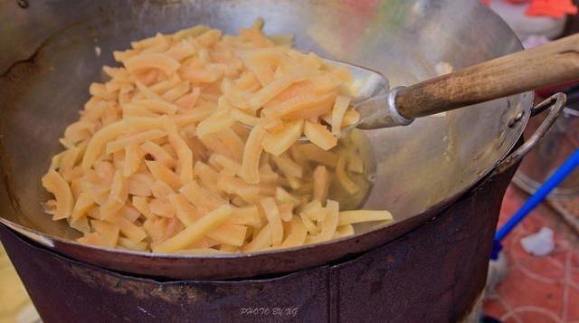���ں�����ɪɪ��������ɵ�ˣ���ȥ＂��?�����＂ժ�ļ���ȥ