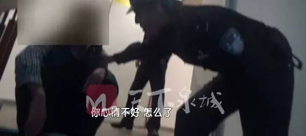 ����飡����Һ��С�ﾹҪ��������ɱ �����񾯻���ǰ����Σ��