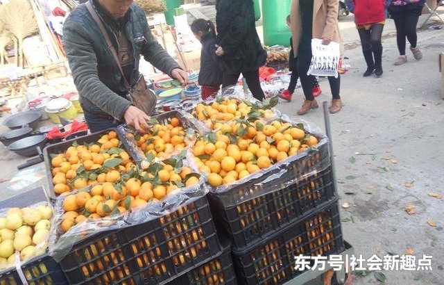 ũ��������Ӱ�̯��ˮ����������ô��װ��˷�һ����λ��