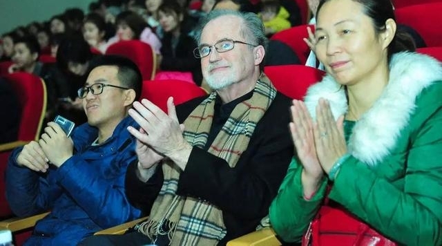 ��������2018�����人��ȣ����ʣ������ѧУӭ������