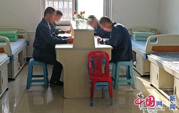 �԰���������������HIV��Ⱦ�ߵ�����