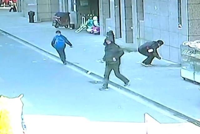 ��ռ����ǮƮ�� ����񵽺�ȫ���Ͻ�����