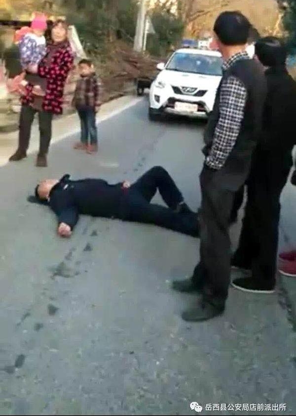 �������ٷ���Ħ�г忨 57�긨�����ر�ײ�¹���
