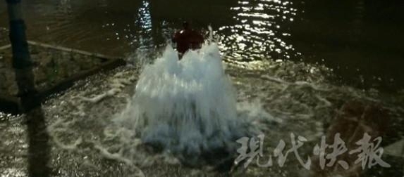 �γ�ײ������˨������ ˮ��һ����ȴ�10����
