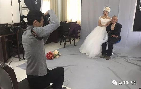 �����屦��������Ҷ�幤 Ϊ86���Ϸ�����������ɴ��