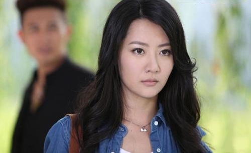 结婚前夕,男友签婚前协定时拿出一个小本,我哭着扔1500元给他!