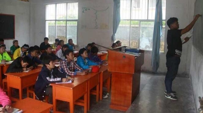 武大怒江藏族大学生邀汉族同胞寒假一起支教家乡
