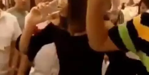 17������������ھƵ�������䱻Ȱ�� ��������˵