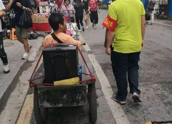 ���������ˣ���˭��ʶ����¹�Ĵ����Ů��