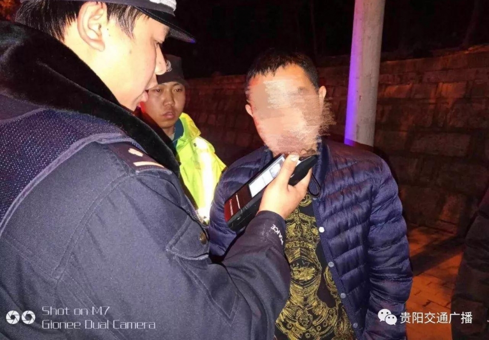 �Ƽ����鼩���ֳ����������񾯻��۽�