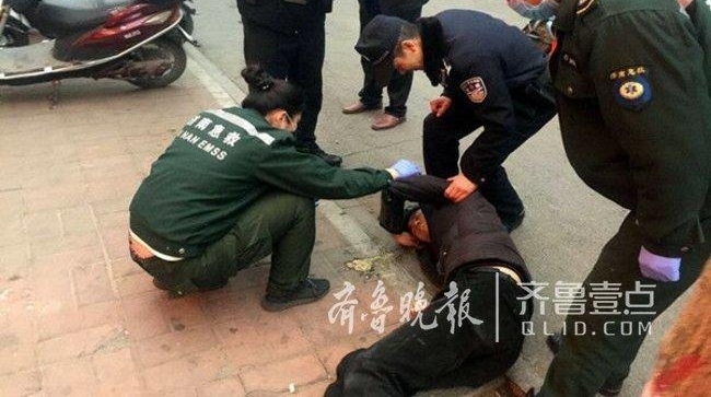 ����һ������������챻��������·�ߣ��񾯽�����ҽ