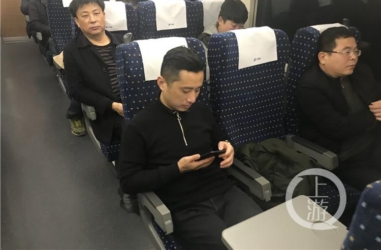 ���� | ��Ů��ѧ��24�격ʿ��ҵ28��ɸ�Ժ�� |�������о��񽡿�״�����桷����