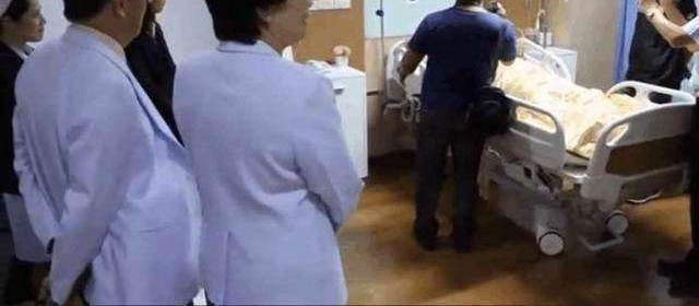 男子上厕所马桶异动, 结果男子悲剧了差点变女人
