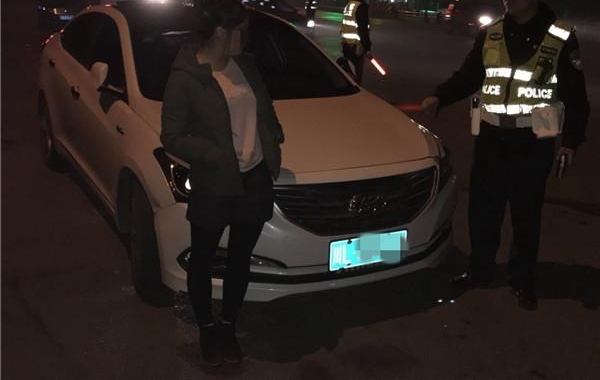 �Ĵ��������ý����ٹ�·���ɡ��������� ˫˫�ܷ�