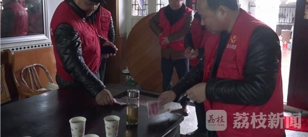 ����ů�� ������ʿ���4000Ԫ�����ز����߶��ѹ�