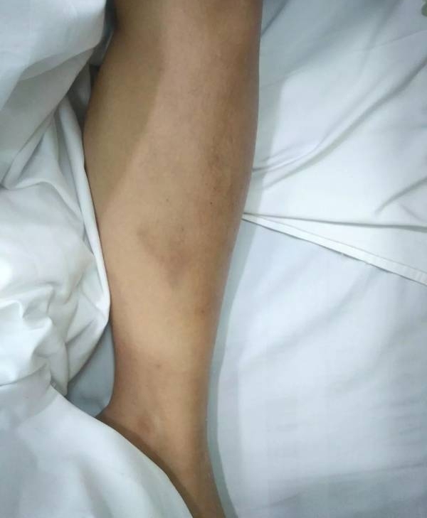�γ�һŮ�������������ӳ����ɷ�ұ������°ٲݿ���ɱ